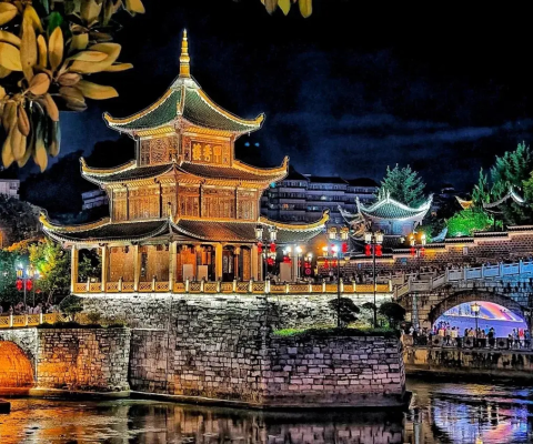 Tour Quý Dương Thiên Hộ Miêu Trại 5N4Đ Từ Hà Nội