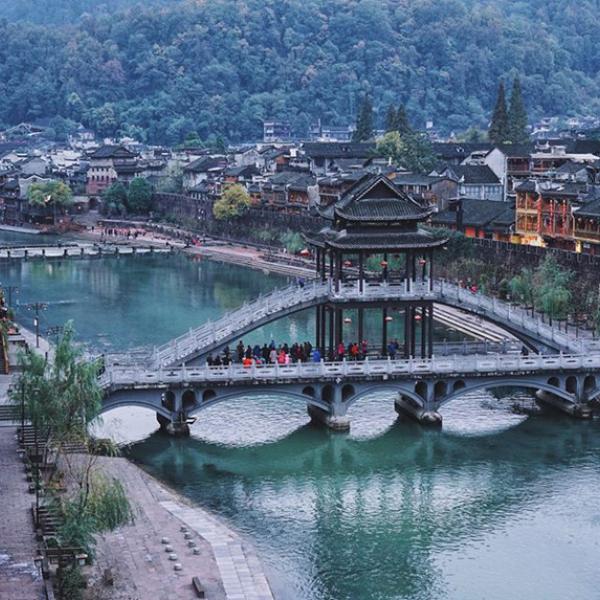 TOUR DU LỊCH: TRƯỜNG SA - TRƯƠNG GIA GIỚI  - PHƯỢNG HOÀNG CỔ TRẤN