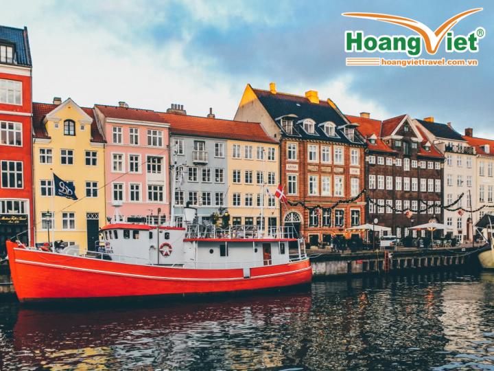 TOUR DU LỊCH 6 NƯỚC BẮC ÂU : ĐAN MẠCH - NAUY - PHẦN LAN - NGA - ESTONIA -  THỤY ĐIỂN | Hoàng Việt Travel