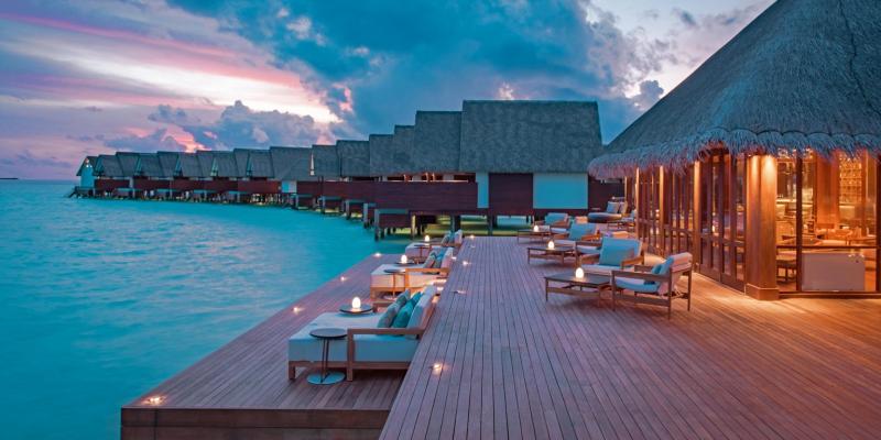 Nhà hàng và biệt thự nghỉ dưỡng tại Heritance Aarah, Maldives Nhà hàng và biệt thự nghỉ dưỡng tại Heritance Aarah, Maldives