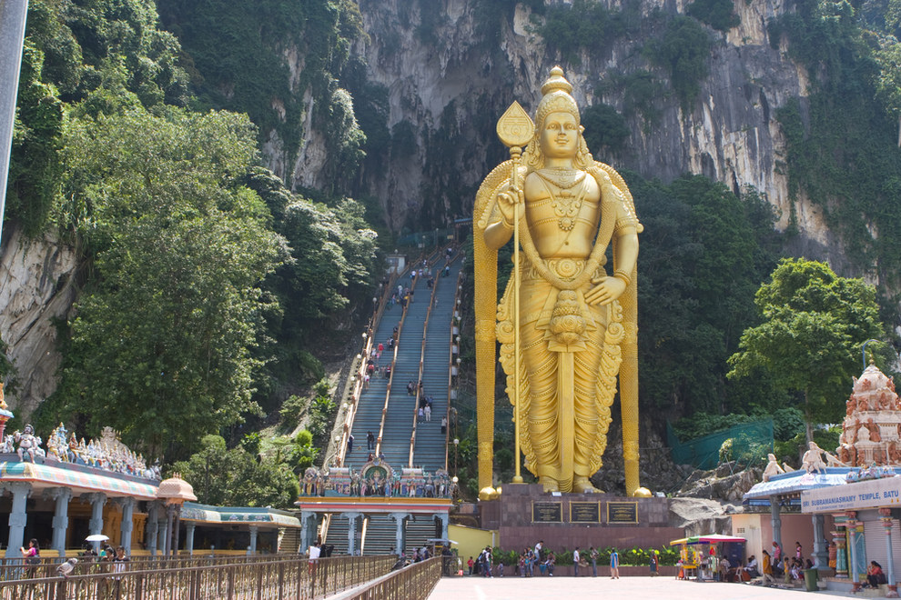 tour-du-lich-ha-noi-malaysia-singapore-batu-caves