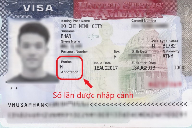 Visa Mỹ với ảnh và thông tin cá nhân bị làm mờ. Được cấp tại Thành phố Hồ Chí Minh, loại B1/B2, có hiệu lực từ tháng 8 năm 2017 đến tháng 8 năm 2018. Văn bản bằng tiếng Việt.
