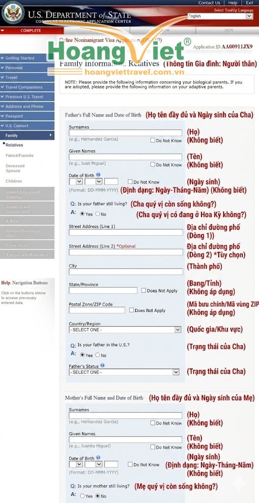 Ảnh chụp màn hình mẫu đơn xin visa Mỹ với các phần thông tin gia đình, bao gồm các trường thông tin về tên cha mẹ, ngày sinh và chi tiết cư trú. Văn bản tiếng Việt được hiển thị bên trên để hướng dẫn.