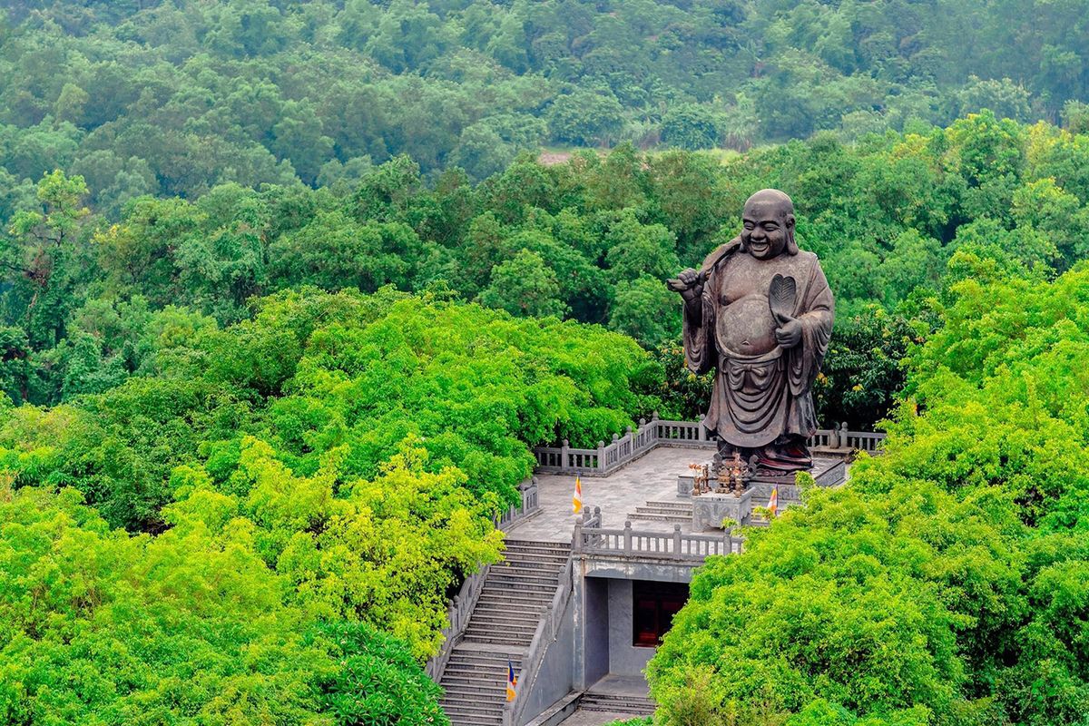 Chùa Bái Đính - Chốn tu tập an yên giữa non cao trùng điệp