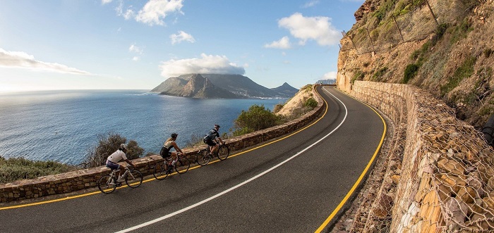 Cung đường Chapman's Peak Drive đẹp ngỡ ngàng giữa đất trời Nam Phi