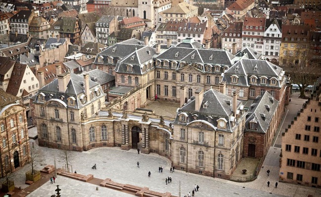 Lạc lối trong trái tim của Châu Âu - Cung điện Palais Rohan