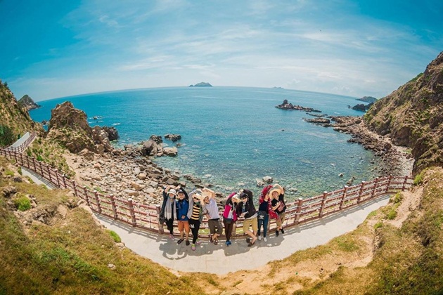 Thắng cảnh Eo Gió