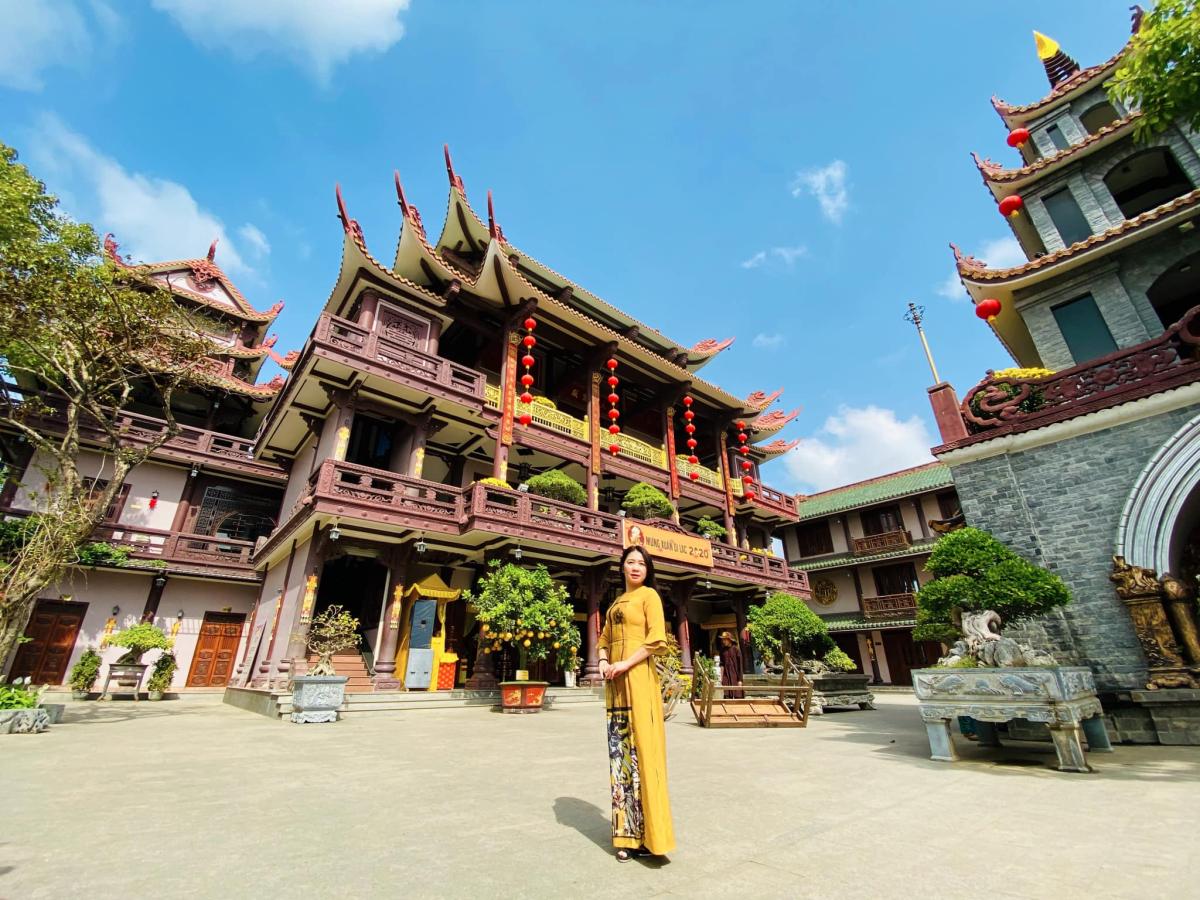 Chùa Thiên Hưng Bình Định: "Phượng hoàng cổ trấn" thu nhỏ?