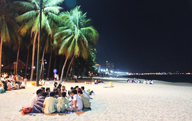 Du lịch Nha Trang - khám phá phố biển xinh đẹp về đêm