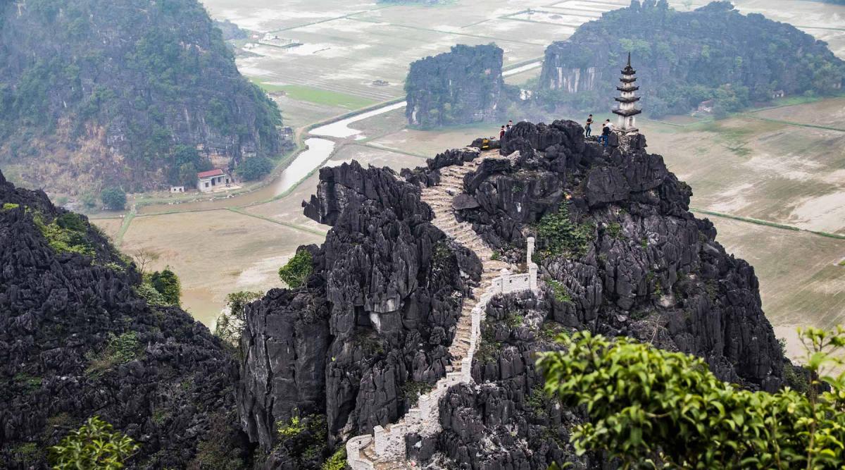 Hang Múa Ninh Bình: điểm ngắm cảnh tuyệt vời nh
