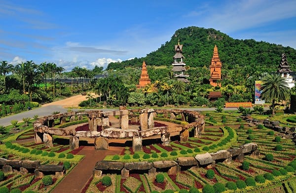 Trải nghiệm tuyệt vời ở vườn nhiệt đới Nong Nooch, Pattaya