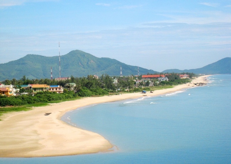 Top 4 Bãi Biển ở Quảng Bình đẹp Mê Hồn Mà Bạn Nên Ghé Thăm