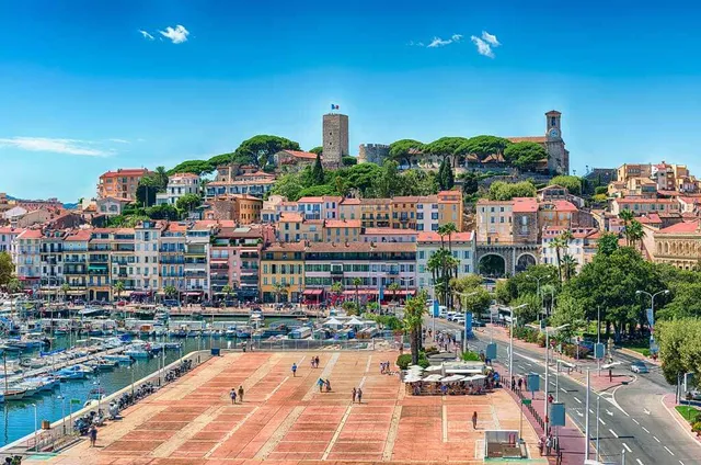 Thành phố Cannes (Pháp)