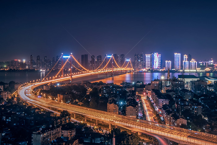 Cây cầu Trường Giang lộng lẫy trên dòng sông Trường Giang thơ mộng ở Vũ Hán,  Trung Quốc - Tour 24H
