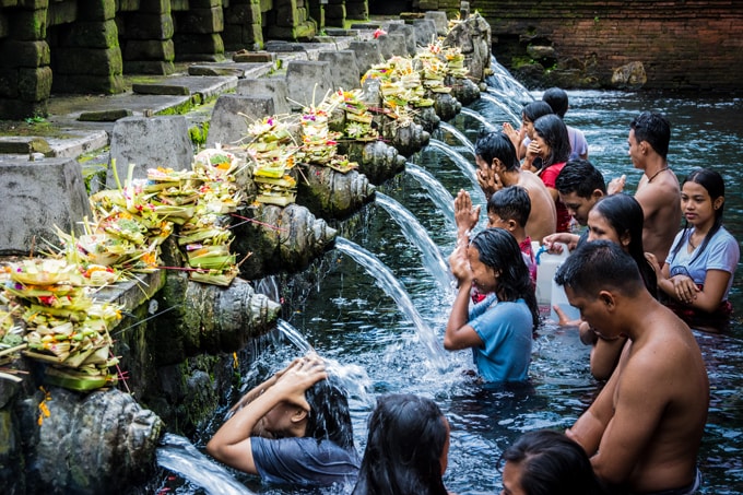 Đền suối thiêng Tampak Siring