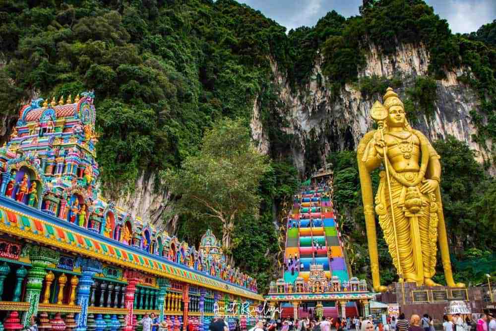 Động Batu - Nơi Thờ Tự Linh Thiêng Tại Đất Nước Malaysia