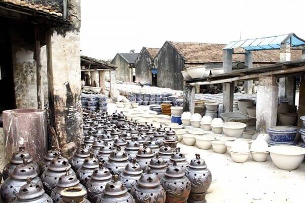Làng gốm Bát Tràng địa điểm du lịch trong ngày gần Hà Nội