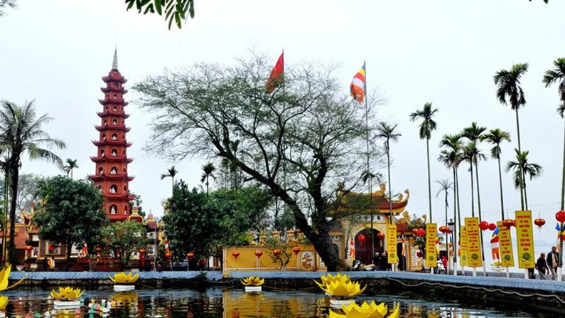 Chùa Trấn Quốc - ngôi chùa cổ linh thiêng đẹp nhất Việt Nam