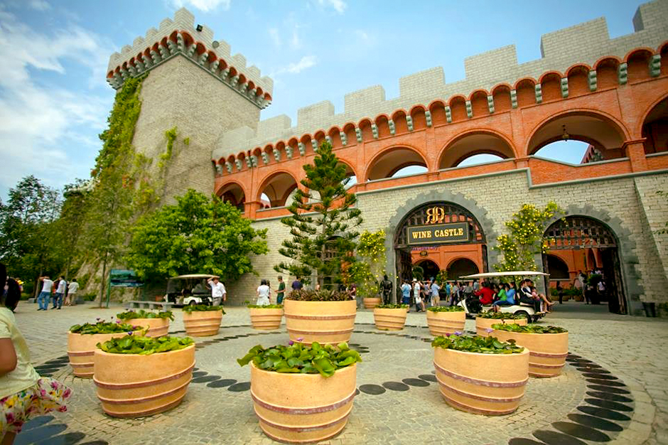 Lâu đài Rượu vang RD - RD Wine Castle 