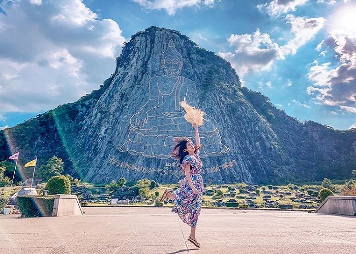 Check-in núi Phật Vàng Pattaya - kỳ quan Phật giáo nổi tiếng bậc nhất Thái  Lan