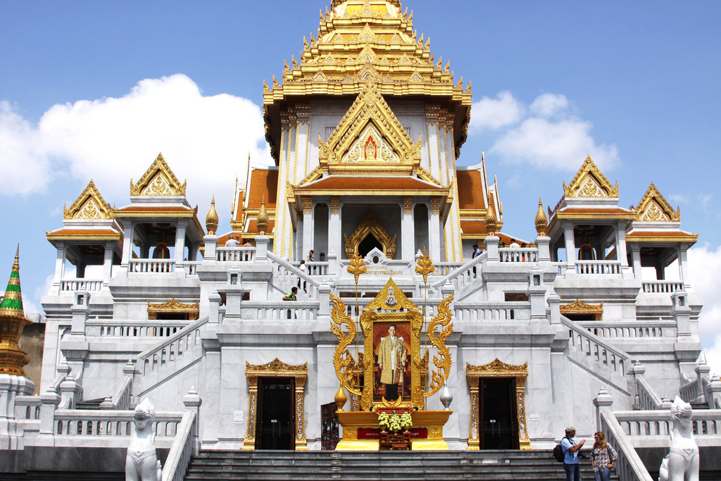 Khám phá chùa Phật Vàng- Wat Traimit Bangkok khi đi du lịch Thái Lan