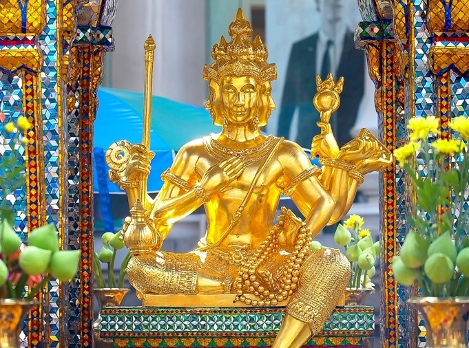 Review du lịch Thái Lan: Phật 4 Mặt linh thiêng