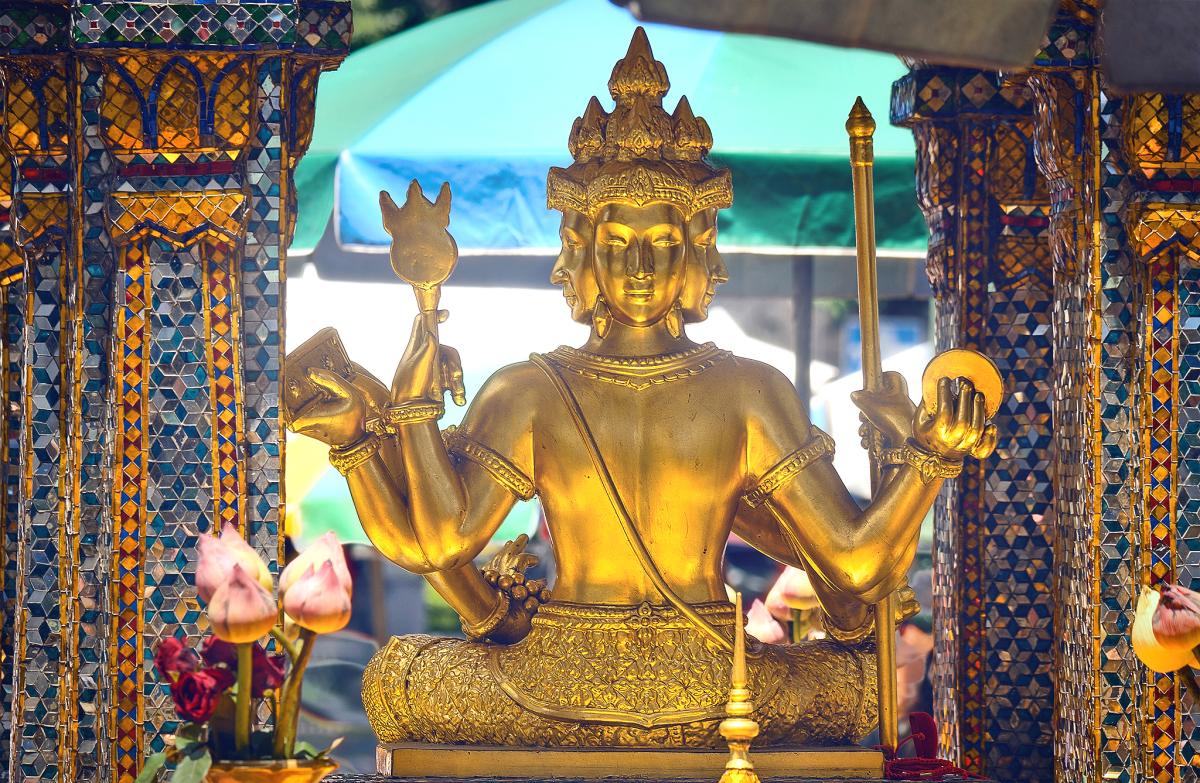 Tượng Phật Bốn Mặt - Tứ Diện Thần - Statue of Phra Phrom