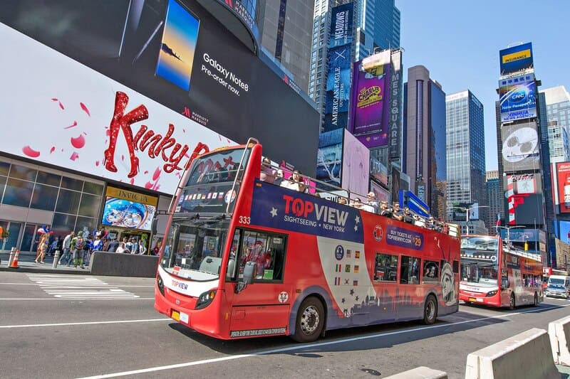 Xe bus hai tầng mui trần tham quan New York