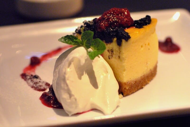 Bánh cheesecake béo mịn kiểu New York