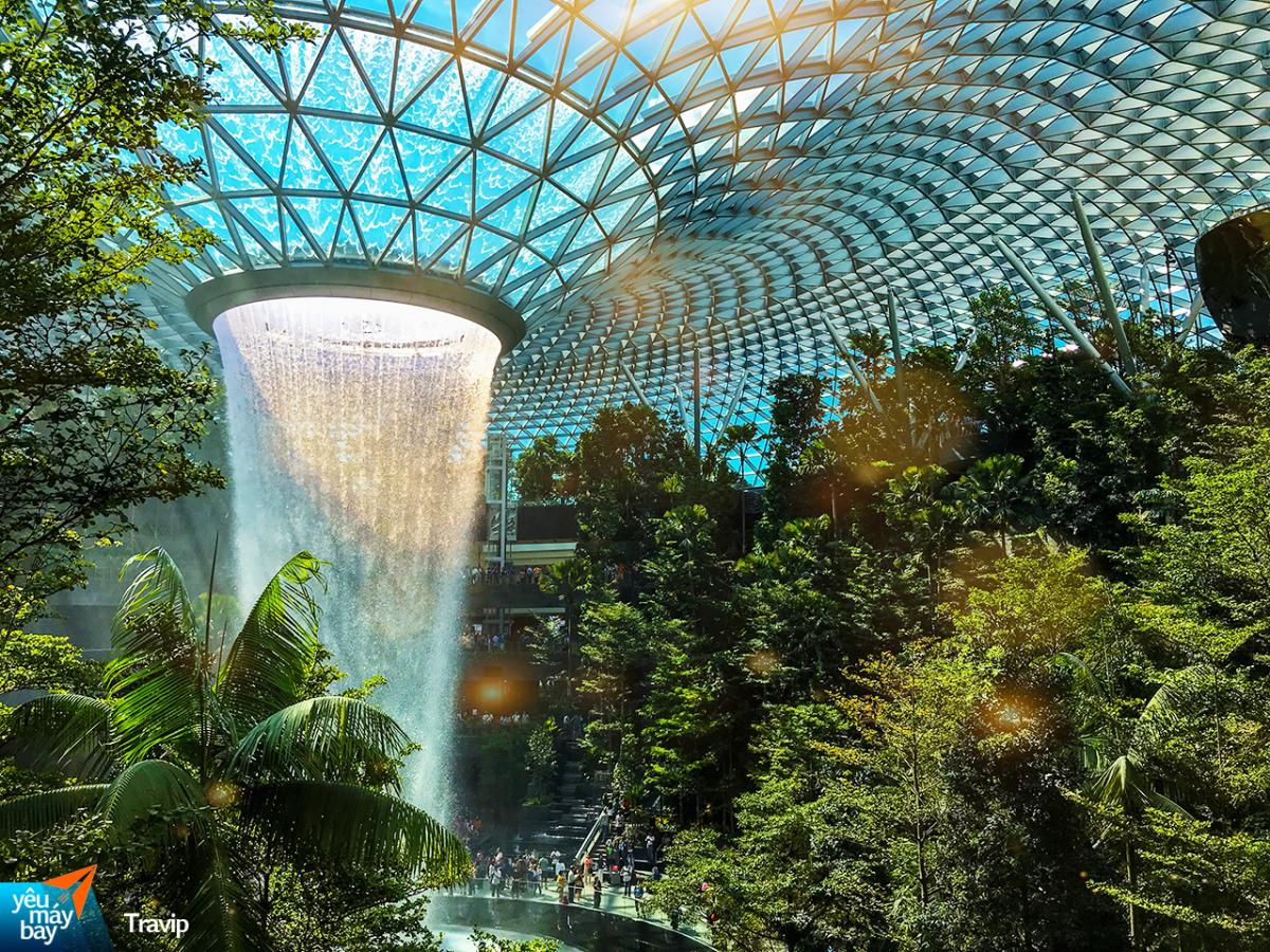 Khám phá JEWEL - kỳ quan sân bay Changi, Singapore