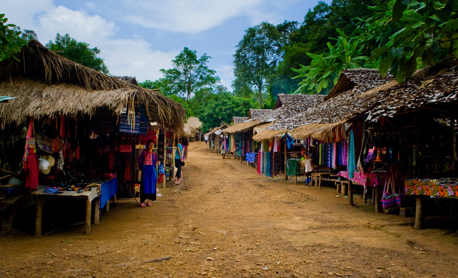 Khám phá Long Neck Village – Ngôi làng “cổ dài” kỳ lạ ở Thái Lan - Air  Booking