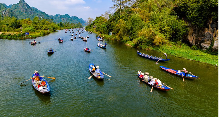 Suối Yến Chùa Hương "Lãng Mạn Những Ngày Thu"